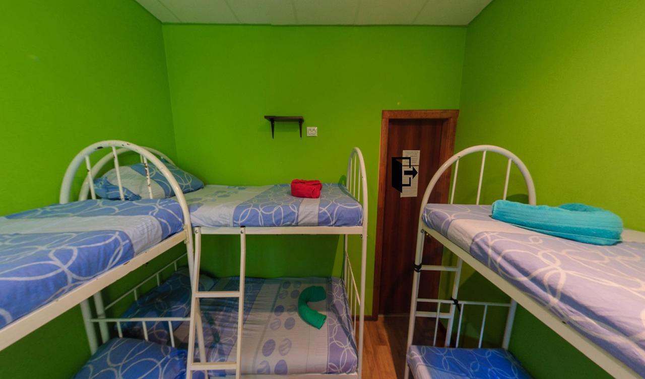 Yourhostel Svyatoshino 基輔 外观 照片
