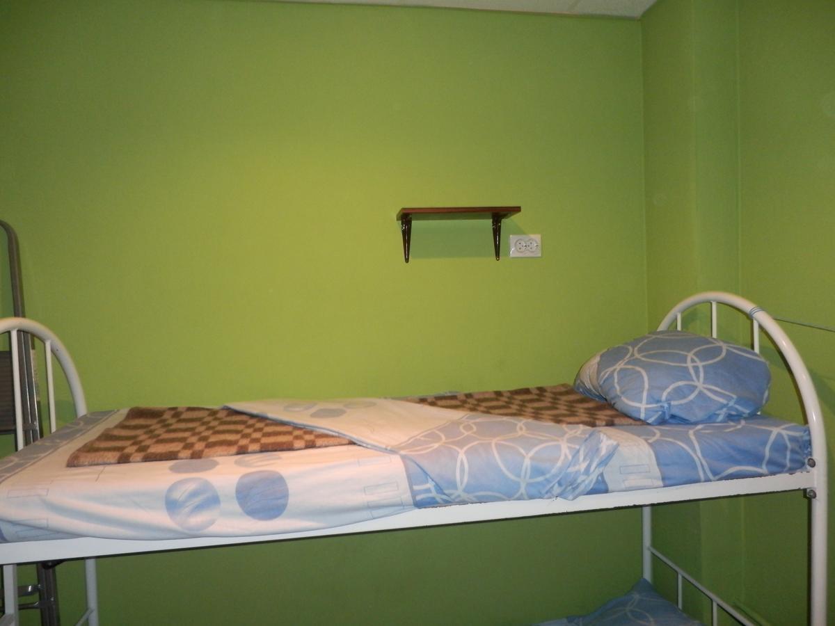 Yourhostel Svyatoshino 基輔 外观 照片